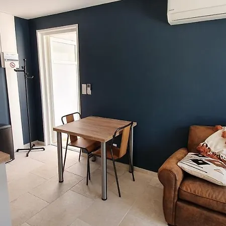Le Nid'isle - Stationnement Prive Gratuit - Wi-fi Performant - Climatisation Apartment